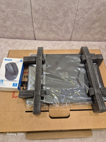 Duba, Computers, SAR 1550,  Microsoft Surface 4 Core I7 11th Gen