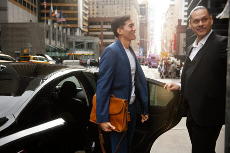 Melbourne, Passenger Transport, Professional Chauffeur Transfers To Melbourne Airport