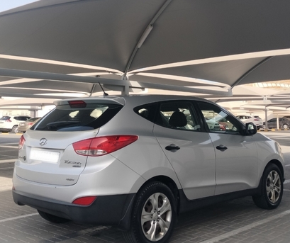Manama, Vehicles, Cars & Trucks , Hyundai Tucson,  2014,  Automatic,  200000 KM,