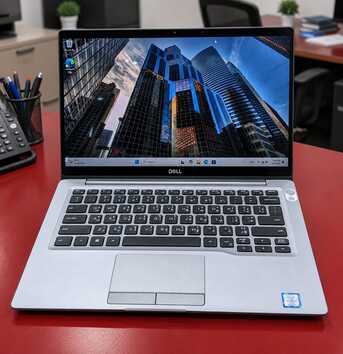 Manama, Computers, BHD 133,  Dell Core I7- 8th Gen Touch &ndash; Premium Business Laptop 8GB DDR4 RAM 256GB M.2 SSD WhatsApp/
