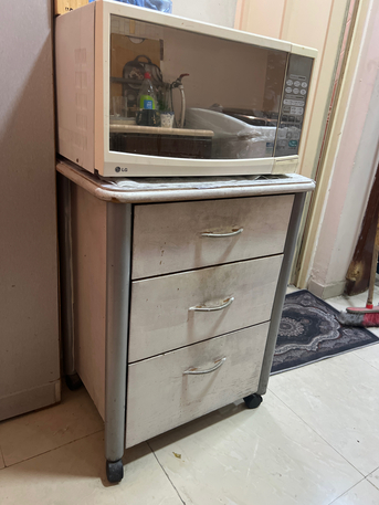Al Rakah Al Shamaliyah, Appliances, SAR 2500,  Urgent Sale, All Home Appliances With Full Bedroom  Furniture Set GREY AND WHITE COLOUR