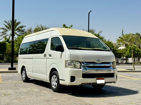 Manama, Vehicles, Cars & Trucks , BHD 6900,  Toyota Hi-Ace,  2016,  Manual,  290000 KM,  Highroof Diesel Call : 33662799