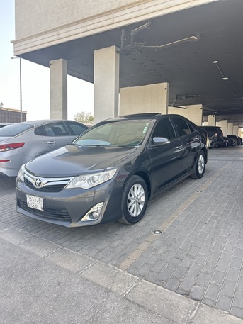 Riyadh, Vehicles, Cars & Trucks , SAR 43,  Toyota Camry,  2015,  Automatic,  231 KM,  Camry 231km