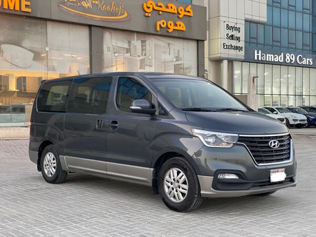 Manama, Vehicles, Cars & Trucks , BHD 5900,  Hyundai H1,  2021,  Automatic,  76300 KM,  Hyundai H-1 /  (Grey)