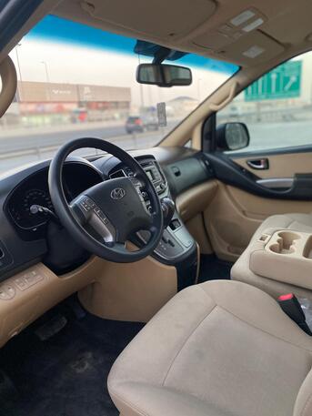 Manama, Vehicles, Cars & Trucks , BHD 5900,  Hyundai H1,  2021,  Automatic,  76300 KM,  Hyundai H-1 /  (Grey)