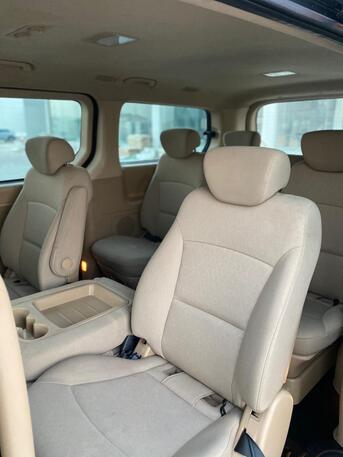 Manama, Vehicles, Cars & Trucks , BHD 5900,  Hyundai H1,  2021,  Automatic,  76300 KM,  Hyundai H-1 /  (Grey)