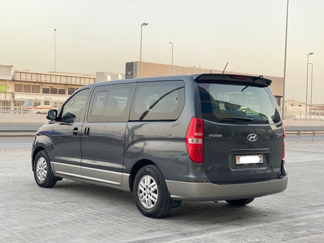 Manama, Vehicles, Cars & Trucks , BHD 5900,  Hyundai H1,  2021,  Automatic,  76300 KM,  Hyundai H-1 /  (Grey)