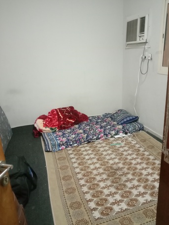 Al Jubail Al Balad, Rooms for Rent, SAR 900/month,  Furnished,  Full Room Available (Furnished)
