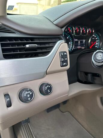 Riyadh, Vehicles, Cars & Trucks , SAR 148000,  GMC YUKON SLE LOW MILAGE,  2018,  Automatic,  26762 KM,  MID OPTION