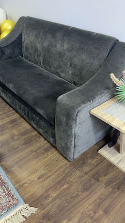 Riyadh, Furniture, SAR 200,  3 Seater Sofa Set New One Excellent Condition  Available For Sale  Location Ummul Hammam