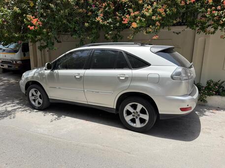 Sitra, Vehicles, Cars & Trucks , BHD 1700,  Lexus 300,  2004,  Automatic,  239860 KM,  LEXUS ES 300- SINGLE OWNER  -FOR SALE