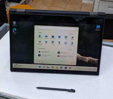 Manama, Computers, BHD 189,  Lenovo I7 11th Gen 2-in-1 Touch Business Laptop+Tablet 16GB RAM 512 GB SSD With Stylus Pen