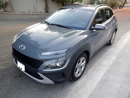 Zinj, Vehicles, Cars & Trucks , BHD 113,  Hyundai Kona,  2022,  Automatic,  72000 KM,   ZERO ACCIDENT SUV AVAILABL EON MONTHLY INSTALLMENT OR CASH
