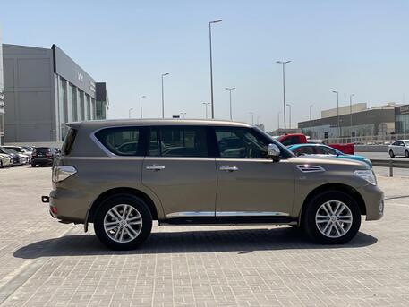 Manama, Vehicles, Cars & Trucks , BHD 4500,  Nissan Patrol,  2013,  Automatic,  356400 KM,   SE  (Grey)