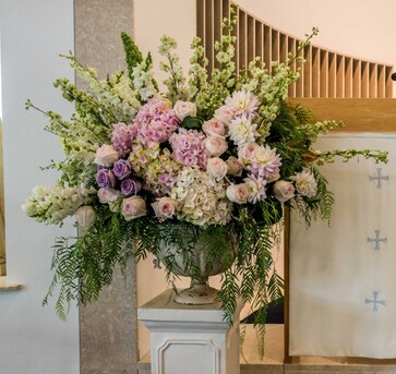 Sydney, Farm & Garden, AUD 123,  Stress-free, Reliable Funeral Floral Delivery In Sydney