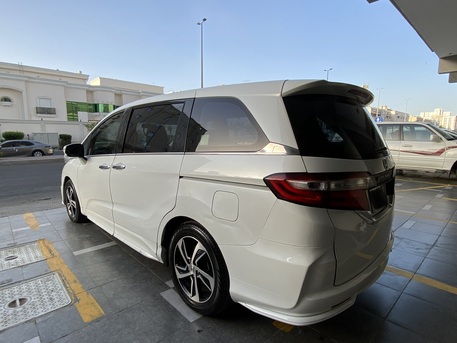 Jeddah, Vehicles, Cars & Trucks , SAR 35000,  Honda Odyssey,  2015,  Automatic,  270000 KM,   4 Cylinder Full Option