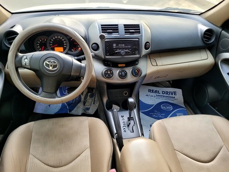 Manama, Vehicles, Cars & Trucks , BHD 1,  Toyota RAV4,  2012,  Automatic,  128000 KM,  WHITE COLOR