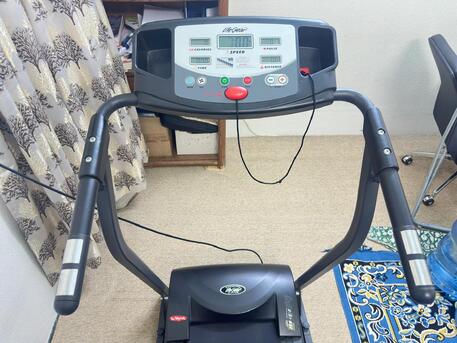 Al Malaz, Sporting Goods, SAR 450,  Treadmill &ndash;Life Gear