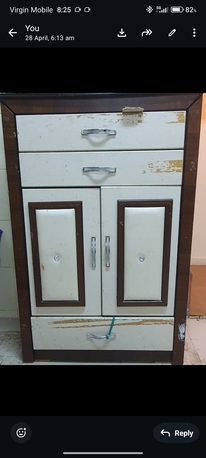 Riyadh, Furniture, SAR 650,  Complete King Size Bed Set And Wardrobe