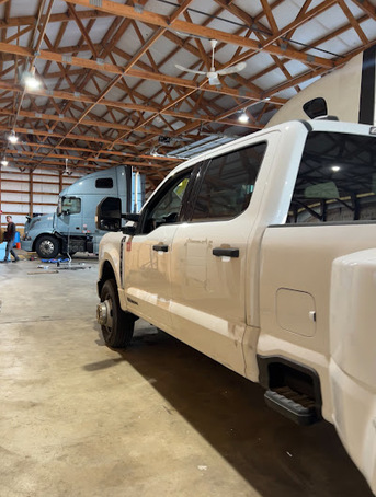 New York, Business, SG TRUCK CENTER | Truck Repair Shop | Trailer Repair Shop Sugar Grove IL