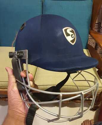 Juffair, Toys & Games, BHD 40,  FULL CRICKET SET FOR SALE URGENT 40 BHD NON NEGOTIABLE