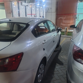 Riyadh, Items Wanted, Kia Rio 2014+2015.  Price 16000