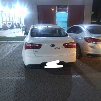 Riyadh, Items Wanted, Kia Rio 2014+2015.  Price 16000