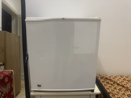 Riyadh, Furniture, SAR 1000,  I Want To Sale My All Furniture LED Mirror Each And Every Think As Shown In Picture In Pri