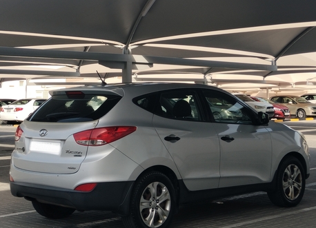 Manama, Vehicles, Cars & Trucks , Hyundai Tucson,  2014,  Automatic,  200000 KM,