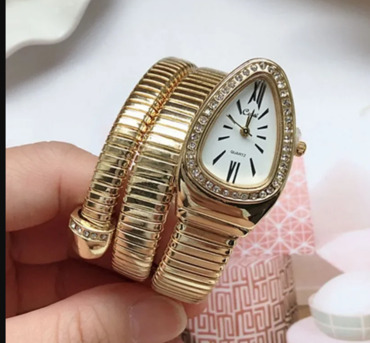 Sydney, Clothing & Accessories, AUD 59,  Women Quartz Gold Luxury Wristwatch