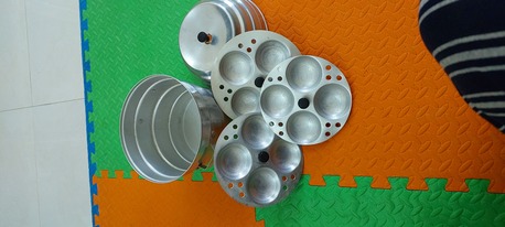 East Riffa, Household Items, BHD 3,  Hot Box & Idli Maker For Sale