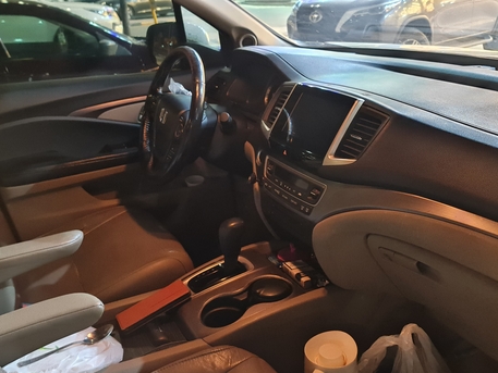 Riyadh, Vehicles, Cars & Trucks , SAR 50000,  Honda Pilot Elite AWD,  2016,  Automatic,  240000 KM,  Honda Pilot AWD