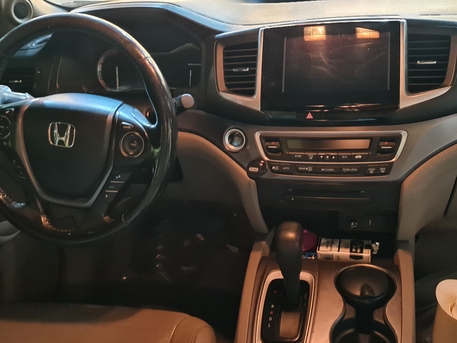 Riyadh, Vehicles, Cars & Trucks , SAR 50000,  Honda Pilot Elite AWD,  2016,  Automatic,  240000 KM,  Honda Pilot AWD