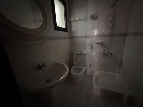 Salmaniya, Apartments, Flats, Houses & Villas, BHD 250/month,  2 BR,  2 Bedroom Flat For Rent Without Ewa