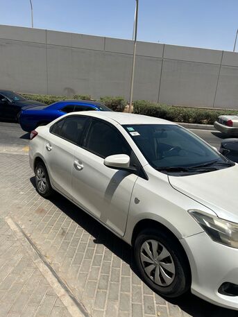 Riyadh, Vehicles, Cars & Trucks , SAR 1600,  Toyota Yaris,  2017,  Automatic,  295653 KM,    For Rent