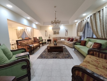 Manama, Villas, BHD 750,  Jid Al Haj:- 3Bhk Furnished Compound Villa On Rent..