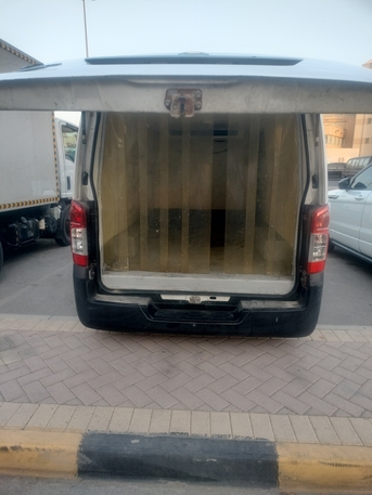 Manama, Vehicles, Cars & Trucks , Nissan NV3500,  2016,  Manual,  268000 KM,   Nissan Urvan ( Chiller Cargo Goods Delivery Van)