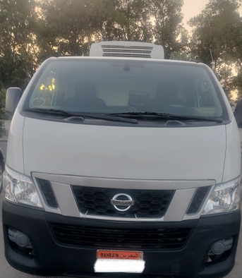 Manama, Vehicles, Cars & Trucks , Nissan NV3500,  2016,  Manual,  268000 KM,   Nissan Urvan ( Chiller Cargo Goods Delivery Van)