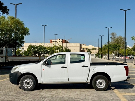 Manama, Vehicles, Cars & Trucks , BHD 2600,  Isuzu D-MAX,  2016,  Manual,  212000 KM,  Single Owner Call : 33662799
