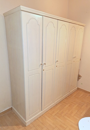 Riyadh, Furniture, SAR 175,  Five-door Wardrobe.