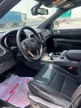 Manama, Vehicles, Cars & Trucks , BHD 3900,  Jeep Grand Cherokee Limited,  2015,  Automatic,  190700 KM,  Jeep Grand Cherokee LTD  (Black)