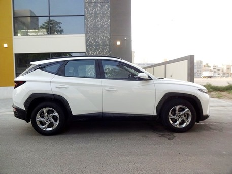 Manama, Vehicles, Cars & Trucks , BHD 111,  Hyundai Tucson 2022,  2022,  Automatic,  42000 KM,  2.0Ltrs, First Owner, ZERO Accident - New Shape - URGENT SALE