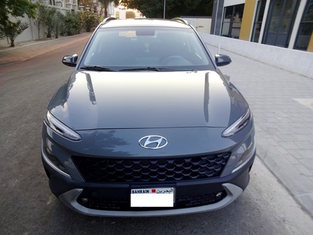 Zinj, Vehicles, Cars & Trucks , BHD 111,  Hyundai Kona,  2022,  Automatic,  72000 KM,  Mid-option, Agency Maintained - ZERO Accident URGENT SALE