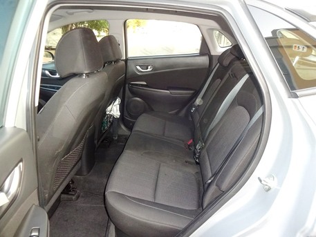 Zinj, Vehicles, Cars & Trucks , BHD 111,  Hyundai Kona,  2022,  Automatic,  72000 KM,  Mid-option, Agency Maintained - ZERO Accident URGENT SALE