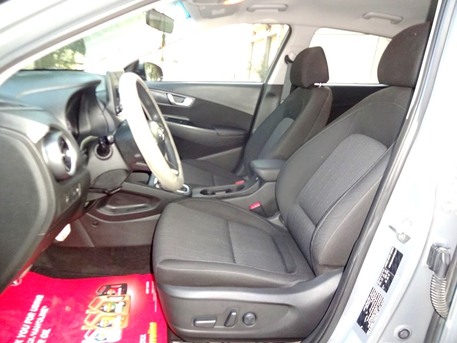 Zinj, Vehicles, Cars & Trucks , BHD 111,  Hyundai Kona,  2022,  Automatic,  72000 KM,  Mid-option, Agency Maintained - ZERO Accident URGENT SALE