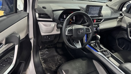 Riyadh, Vehicles, Cars & Trucks , SAR 62500,  TOYOTA VELOZ,  2024,  Automatic,  42000 KM,  7 SEATER ORIGINAL CONDITION C