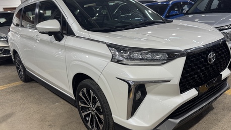 Riyadh, Vehicles, Cars & Trucks , SAR 62500,  TOYOTA VELOZ,  2024,  Automatic,  42000 KM,  7 SEATER ORIGINAL CONDITION E