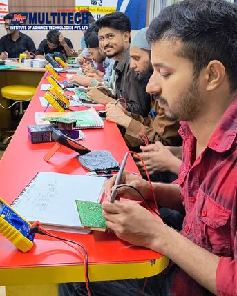 New Delhi, Education, Why Is Multitech Institute Leading The AC PCB Repairing Course In Tilak Nagar Today?