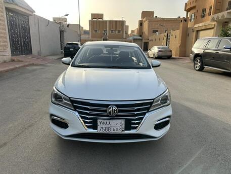 Riyadh, Vehicles, Cars & Trucks , SAR 27000,  MG 5,  2023,  Automatic,  101000 KM,    Mid Options For Sales (1st Owner)