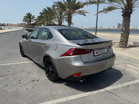 Manama, Vehicles, Cars & Trucks , BHD 6200,  Lexus IS 250,  2015,  Automatic,  182000 KM,  Lexus Is250 Fsport For Sale